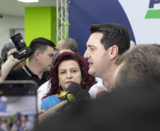 Ratinho Junior inaugura Poupatempo de Maringá; unidades já fizeram 45 mil atendimentos