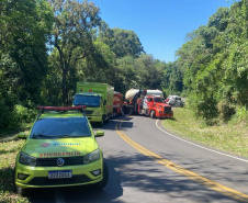  gás tombado na PR-182, para ilustrar aviso sobre segundo dia de trabalhos.