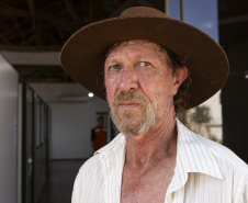 Estado entrega primeiros cartões de até R$ 50 mil para reconstrução de casas em Rio Bonito do Iguaçu