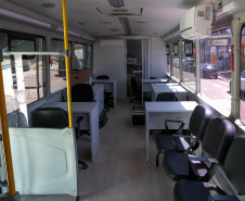 Ônibus Emprega Mais e Detran