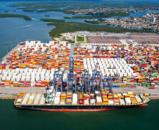 Investimento bilionário ampliará capacidade do Terminal de Contêineres de Paranaguá