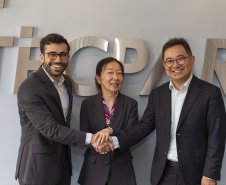 Tecpar e Sinovac iniciam trabalhos para produção de vacinas no Paraná