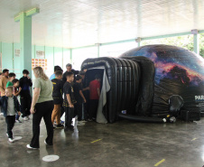 UNICENTRO - Planetário da Unicentro leva experiência imersiva em astronomia às escolas da região