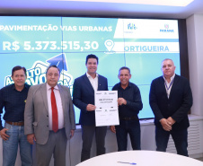 Secid autoriza R$ 198 milhões em licitações para obras em 17 municípios do Paraná