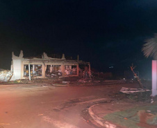 432 pessoas são atendidas após tornado em Rio Bonito do Iguaçu; governador decola para região