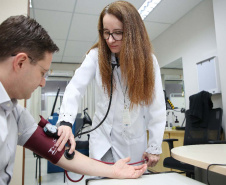 Isenção da taxa de retorno em exames para CNH gera economia de mais de 90% para população