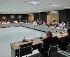 SEPL - Governo do Paraná instalará usinas de geração de energia solar para promover sustentabilidade e reduzir custos públicos