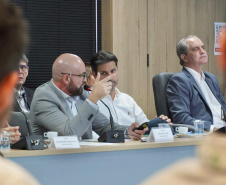 SEPL - Governo do Paraná instalará usinas de geração de energia solar para promover sustentabilidade e reduzir custos públicos