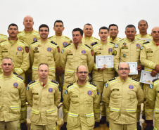 Preparação e resposta: formandos da força-tarefa dos Bombeiros do Paraná atuaram em socorro após tornado