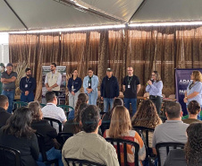 Adapar conscientiza produtores sobre a raiva durante a 21º Expovale