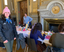 Sericicultoras do Paraná são destaque em três dias de imersão na Feira Silk in Lyon, na França