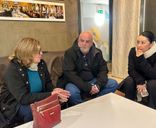 Sericicultoras do Paraná são destaque em três dias de imersão na Feira Silk in Lyon, na França