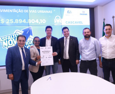 Governo autoriza mais R$ 145 milhões para pavimentações em todas as regiões do Estado