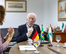 EMBAIXADORA ALEMANHA VICE GOV