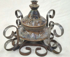 Academia Alfredo Andersen abre temporada de exposições com cerâmica artística