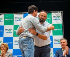 Educação realiza entregas de equipamentos e melhorias nas escolas de Curitiba