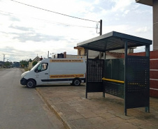 AMEP - 68 cidades do Paraná recebem novos abrigos de paradas de ônibus