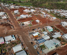 Estado começa a construir novas casas para as famílias mais afetadas pelo tornado em Rio Bonito do Iguaçu