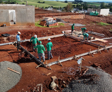 Estado começa a construir novas casas para as famílias mais afetadas pelo tornado em Rio Bonito do Iguaçu