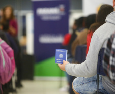 Caged de novembro reafirma o Paraná entre os três maiores saldos de empregos do Brasil