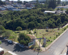 Governo do Estado, por meio do Instituto Água e Terra, entregou 22 novos parques urbanos em 2025.