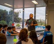 Durante o verão, Carreta da Inovação oferece atividades gratuitas no Litoral