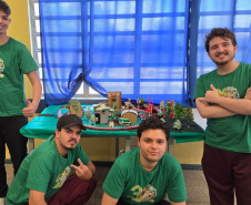 Alunos de Pinhais desenvolvem sistema inteligente de segurança na travessia de trilhos