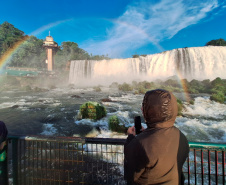 Mais de 5,8 milhões de turistas visitaram Foz do Iguaçu em 2025