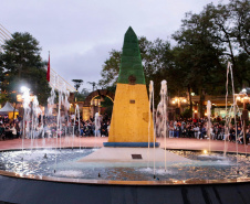 Mais de 5,8 milhões de turistas visitaram Foz do Iguaçu em 2025