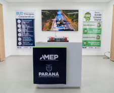 População se surpreende com tecnologia e aprova primeira viagem do Bonde Urbano Digital