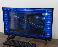 População se surpreende com tecnologia e aprova primeira viagem do Bonde Urbano Digital