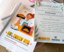 Educação abre seleção de professores para cursos do Programa Mulheres Mil em cinco municípios