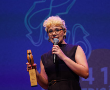 TEATRO GUAÍRA - Troféu Gralha Azul celebra 50 anos trazendo a diversidade do teatro paranaense