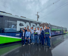 População se surpreende com tecnologia e aprova primeira viagem do Bonde Urbano Digital