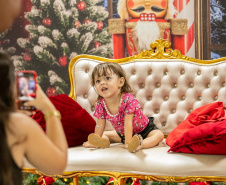 Natal Solidário: Papai Noel recebe crianças até quinta-feira no Palácio Taguaré