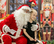 Natal Solidário: Papai Noel recebe crianças até quinta-feira no Palácio Taguaré