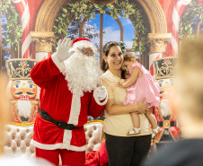 Natal Solidário: Papai Noel recebe crianças até quinta-feira no Palácio Taguaré