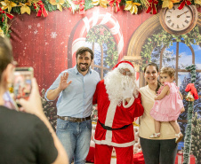 Natal Solidário: Papai Noel recebe crianças até quinta-feira no Palácio Taguaré