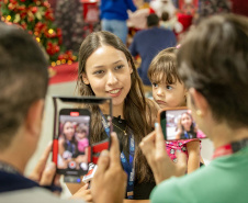 Natal Solidário: Papai Noel recebe crianças até quinta-feira no Palácio Taguaré