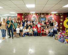 Natal Solidário: Papai Noel recebe crianças até quinta-feira no Palácio Taguaré