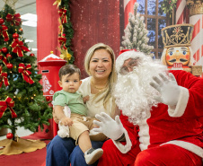 Natal Solidário: Papai Noel recebe crianças até quinta-feira no Palácio Taguaré