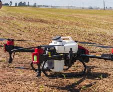 Investimento do Estado em drones impulsiona aprendizado nos colégios agrícolas do Paraná