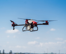 Investimento do Estado em drones impulsiona aprendizado nos colégios agrícolas do Paraná