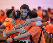 FENAAHS 2025 reúne 300 projetos e destaca inovação de estudantes com Altas Habilidades no Paraná