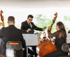 Orquestra Sinfônica do Paraná encerra série “Mostly Mozart” no Museu Oscar Niemeyer no próximo sábado