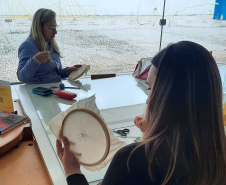 MON oferece oficina de bordado em dezembro