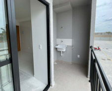 Com aporte do Casa Fácil Paraná, 51 novos apartamentos são entregues para famílias de Pinhais