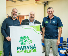 Instituto Água e Terra entregou nesta quinta-feira (11) 10 Planos de Manejo para as Unidades de Conservação (UCs). Nesta sexta-feira (12) será feito o repasse de 19 caminhonetes Ford Ranger.