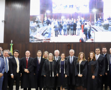 Ex-procuradora-geral do Estado toma posse como desembargadora no TJPR