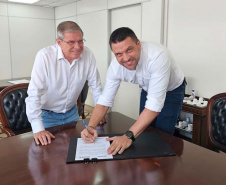 Parceria entre Lottopar e Cohapar garante R$ 10 milhões para subsidiar o valor de entrada a 500 famílias